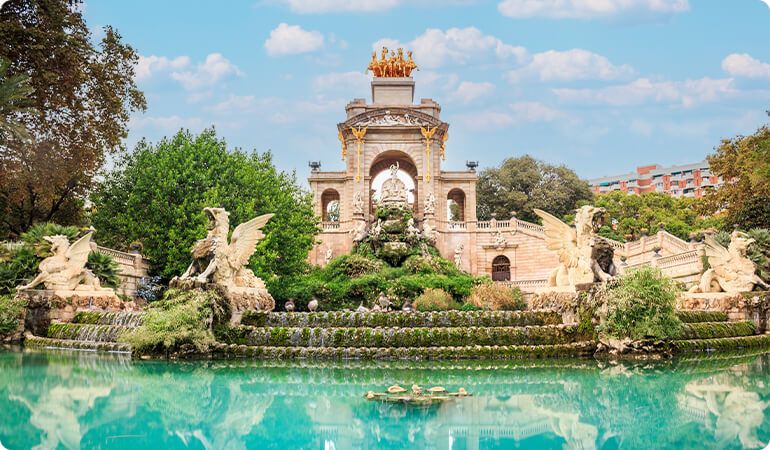 Parc_de_Montjuïc_Magic_Fountain.jpg